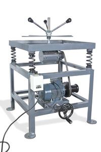 VIBRATING TABLE - 150 X 200 CM