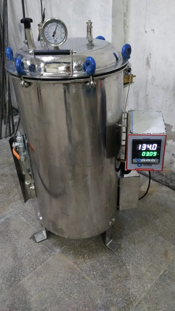 VERTICAL AUTOCLAVE-TRIPLE WALLED-WITH VACUUM BREAKER-GMP-FULLY AUTOMATIC-40 X 60 CM-D X H-